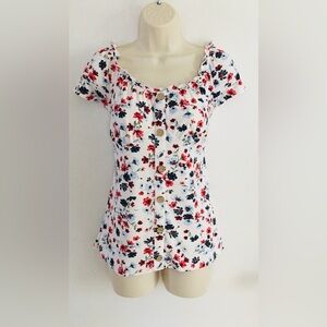 No Boundaries-White floral-short cap sleeve-peasant style knit shirt